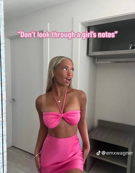 Emxwagner only fans photos