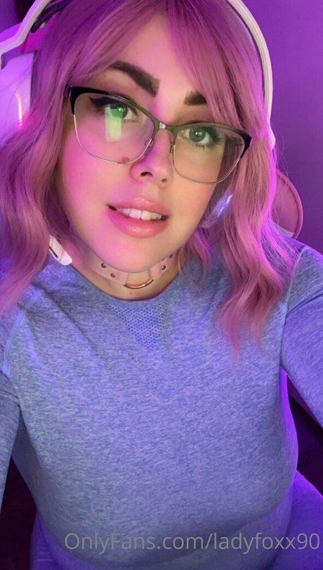 ladyfoxx90 onlyfans nude tits