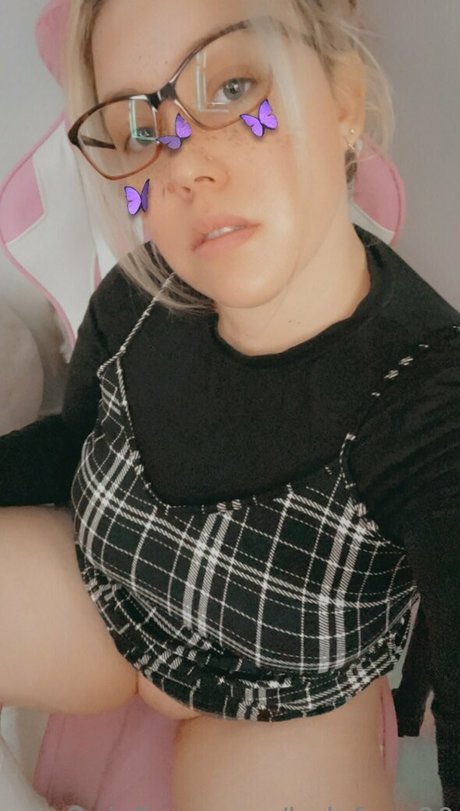 ladyfoxx90 onlyfans nudes leaked