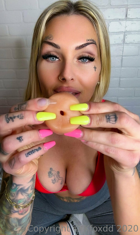 kfoxdd naked only fans