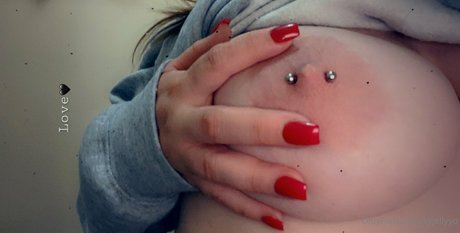 kyjellyyo onlyfans xxx