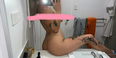 adelezora leefree porn leaked onlyfans