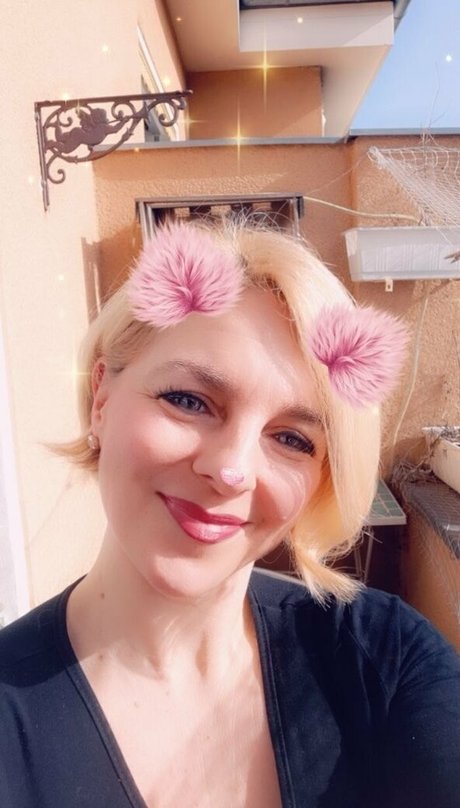 frauleinschmittfree porn onlyfans