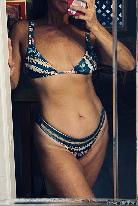 sexyelleanthony only fans free