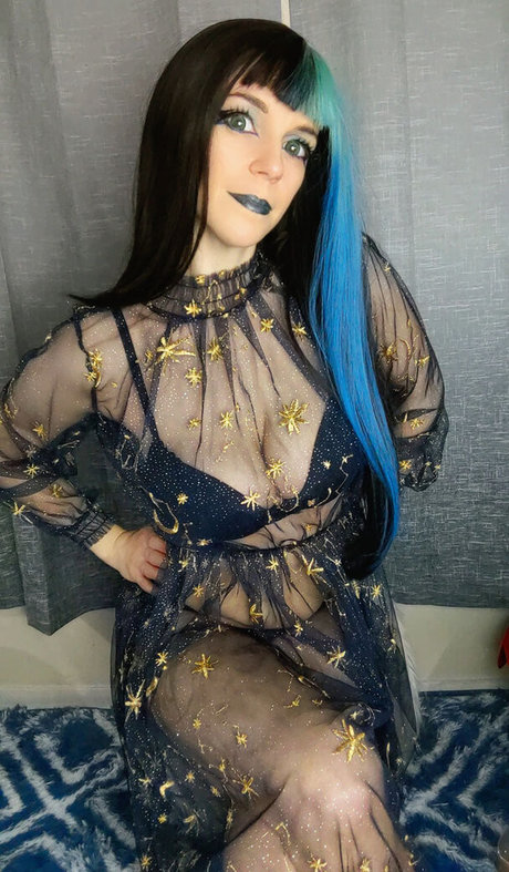 Little Finch onlyfans naked