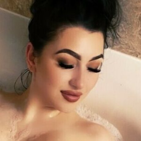 Ashley Delfino Nikkiashh onlyfans naked leak