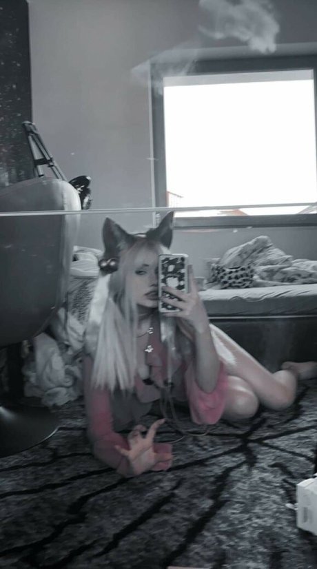 Graczdziewczyna feet onlyfans