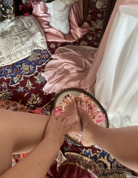 Lady Perse boobs onlyfans