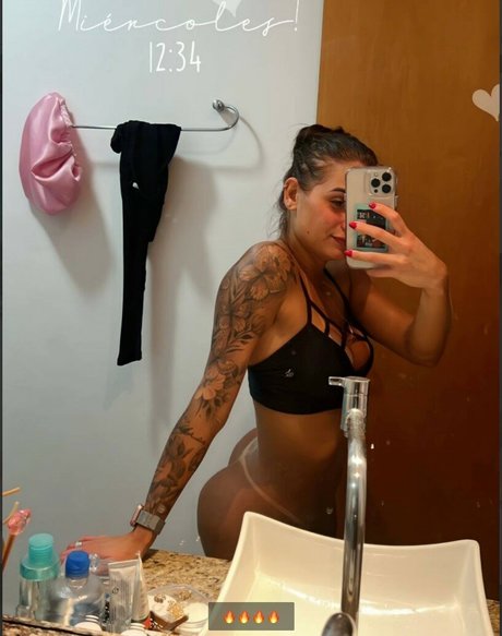 Cintia Colombino nude onlyfans