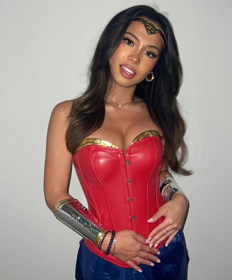 Arienne Monteclar only fans nude leaks