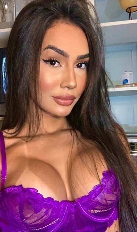 Amanda Pavanelli onlyfans free porn