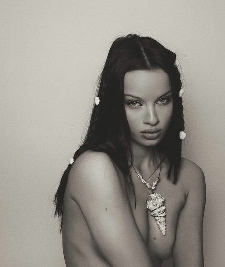 Liora Lapointe nude onlyfans porn