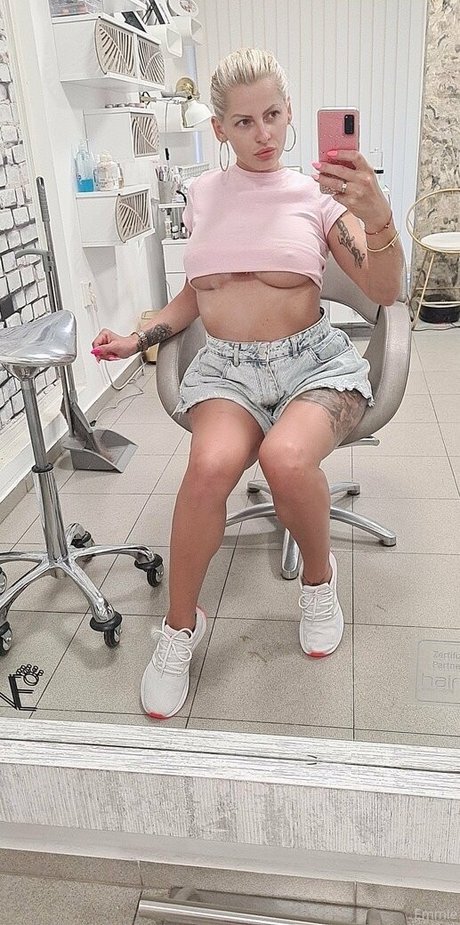 emmie six leaked onlyfans pics