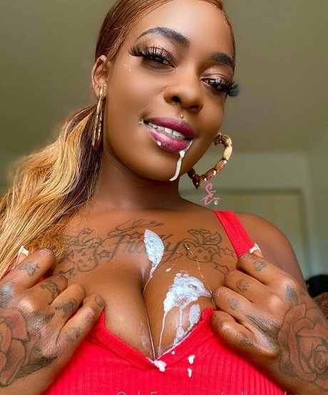 salleycakezzz onlyfans nudes