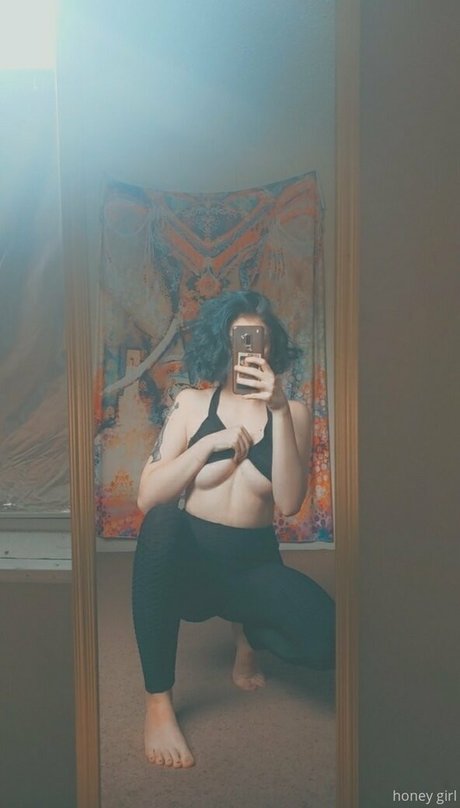 honey girl leaked onlyfans naked