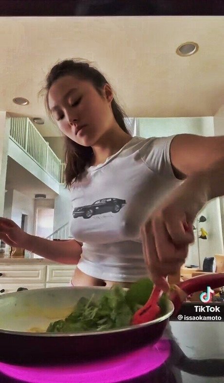 Issa Okamoto free only fans