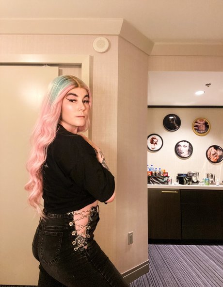 Ready To Glare onlyfans leak naked