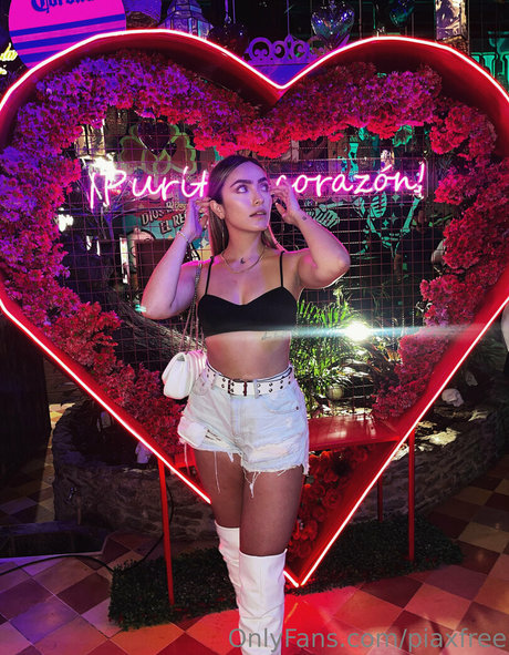 piaxfree onlyfans leaks xxx