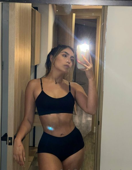 piaxfree nude onlyfans leaked