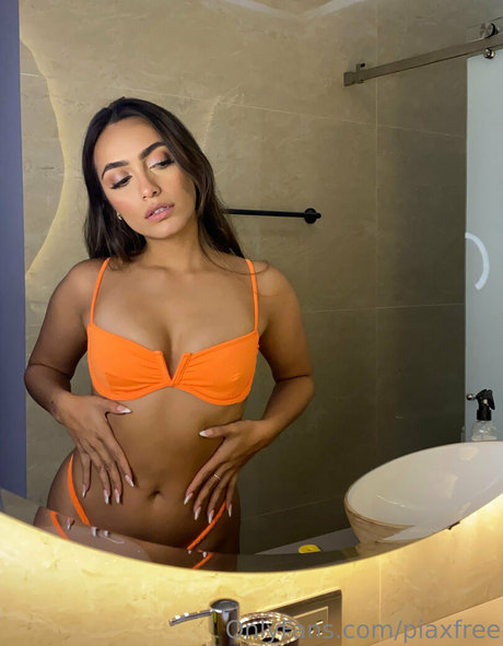 piaxfree only fans nude leaks