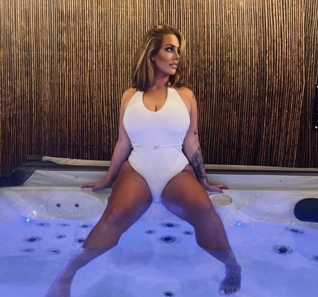 Victoria Love leaked onlyfans photos