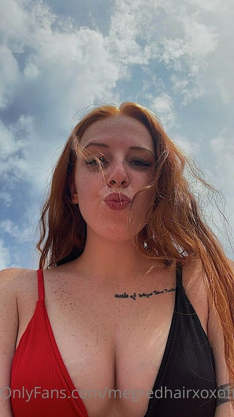 megredhairxoxo tease onlyfans nudes porn