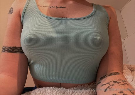 megredhairxoxo tease xxx onlyfans
