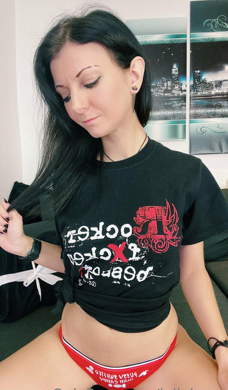 lailabanx onlyfans pictures