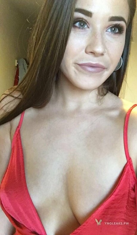 Isla Lockhart only fans pictures