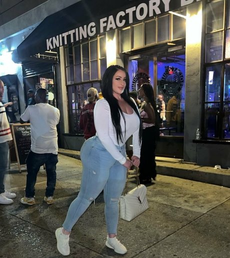 Veronica Dragone onlyfans leak fuck