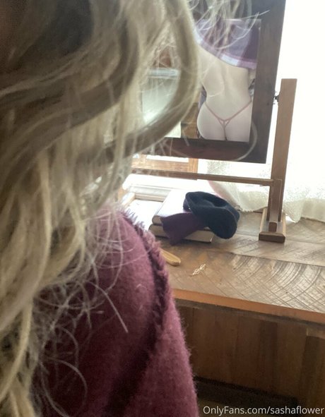 sashaflower onlyfans desnuda