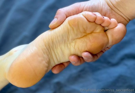 miss secretfeet onlyfans full