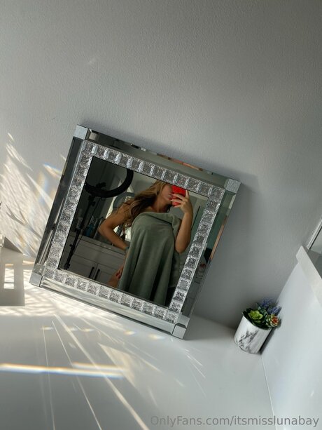 Itsmisslunabay onlyfans nudes leaks