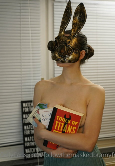followthemaskedbunnyfree onlyfans sex leaked