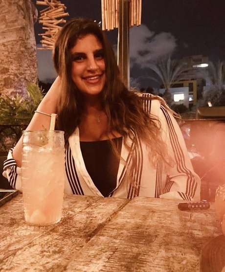 Coral Hagag Profile pic