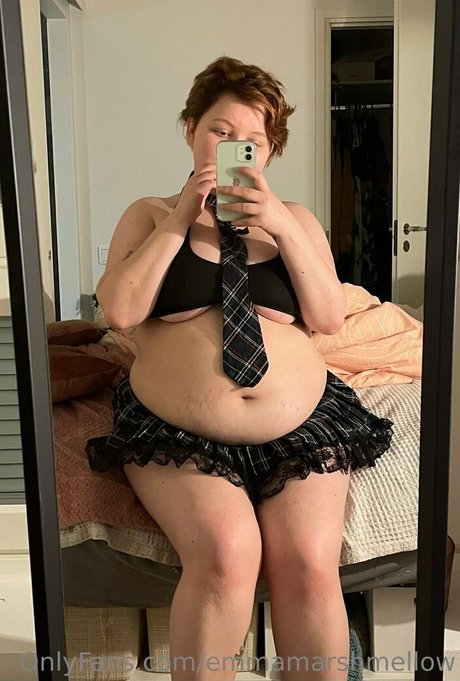 emmamarshmellow nude onlyfans leaked