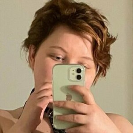 emmamarshmellow only fans naked