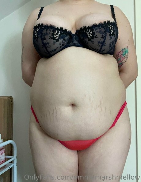 emmamarshmellow onlyfans leaks