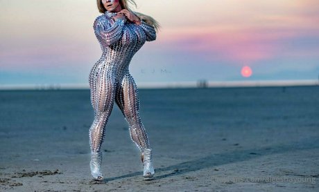 aleeshayoung leaked naked onlyfans