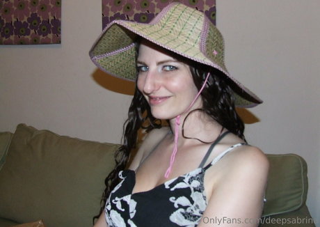 deepsabrina Profile pic