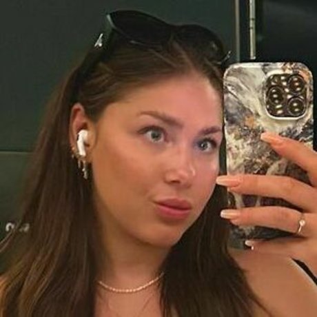 FitelenaVIP onlyfans pics