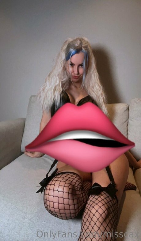 misscax nude on onlyfans