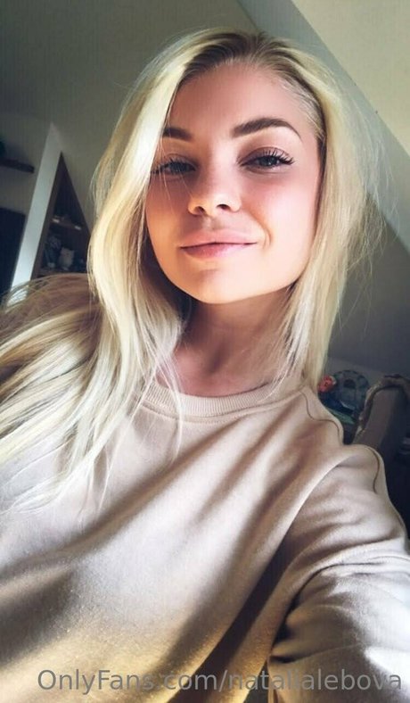 natalialebova onlyfans strip