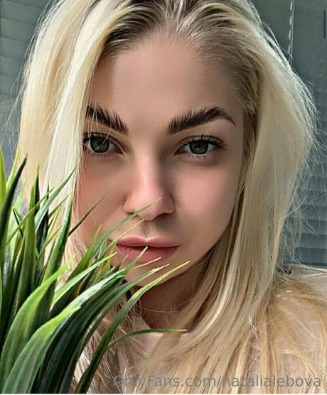 natalialebova onlyfans content