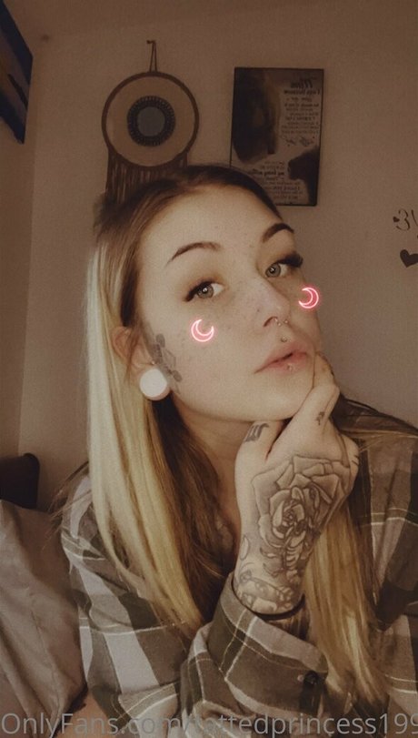 tattedprincess1998 free only fans