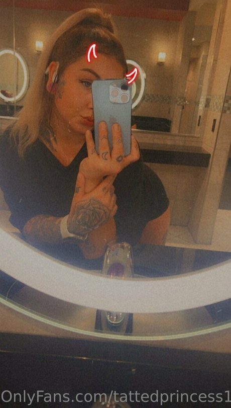 tattedprincess1998 Profile pic