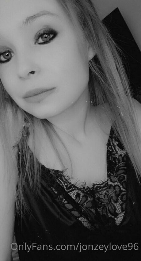 jonzeylove96 leak onlyfans porn