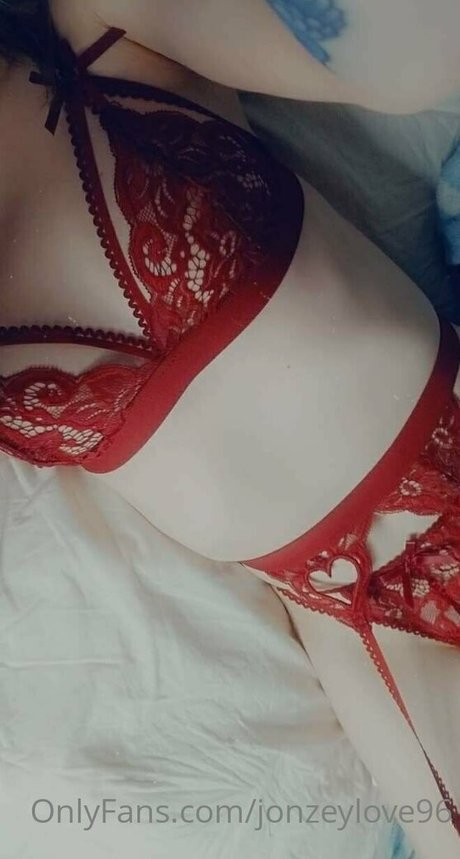 jonzeylove96 only fans leaks