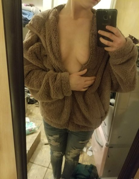 jonzeylove96 only fans pics