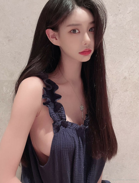 Siw0ns_ onlyfans striptease